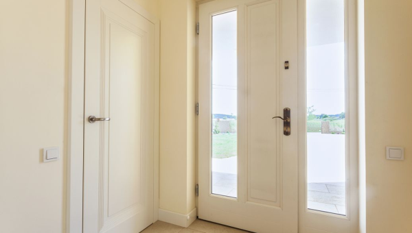 厕所门对卧室门风水好吗