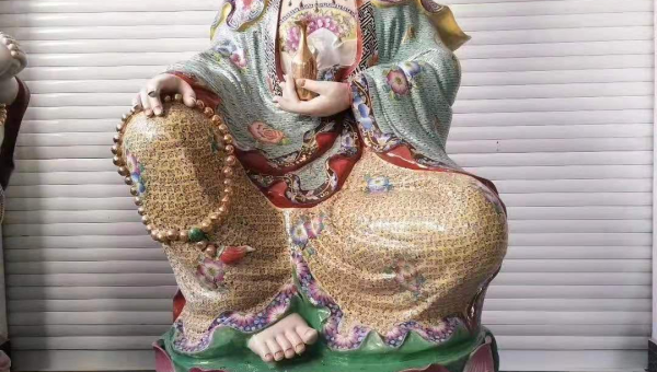 家里放陶瓷摆件风水好吗